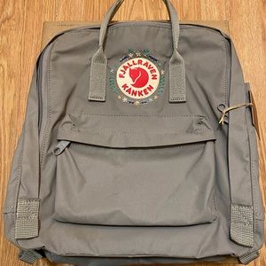 Original Embroidered Fjallraven Kanken in Fog!